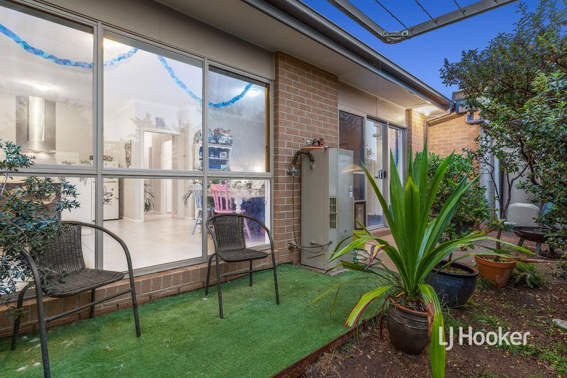 Photo - 11/42 Mitchells Lane, Sunbury VIC 3429 - Image 13