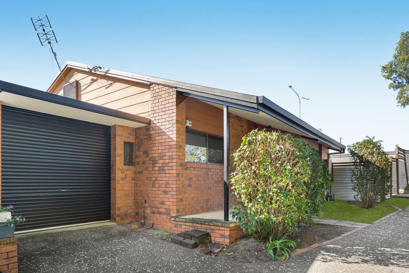 Photo - 1/142 Oxley Drive, Paradise Point QLD 4216 - Image 3