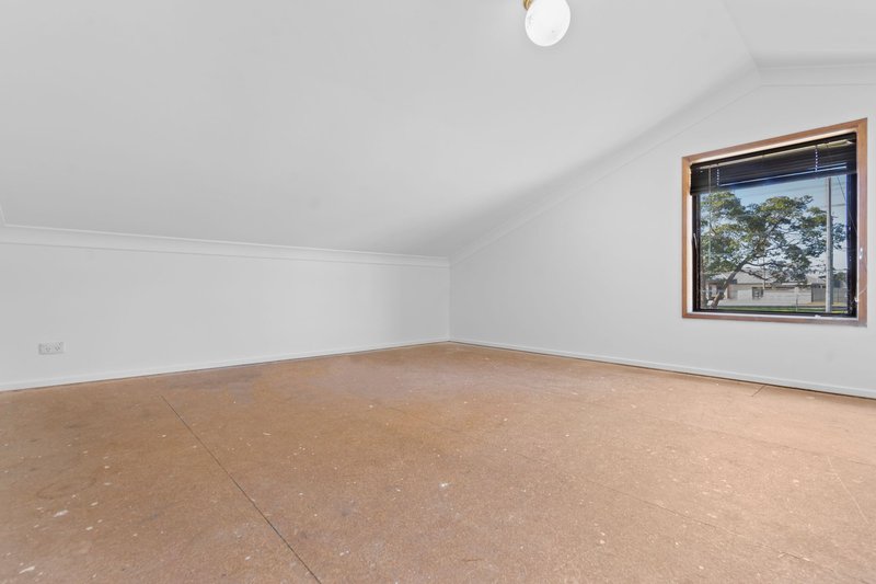 Photo - 1/142 Oxley Drive, Paradise Point QLD 4216 - Image 16