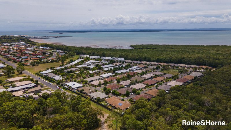 Photo - 114/230 Pulgul Street, Urangan QLD 4655 - Image 2