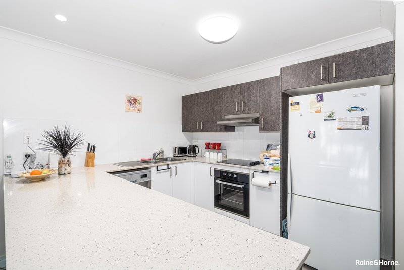 Photo - 114/230 Pulgul Street, Urangan QLD 4655 - Image 5