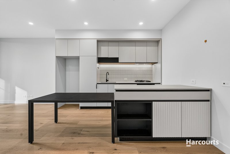 Photo - 114/28 Foundation Boulevard, Burwood East VIC 3151 - Image 4