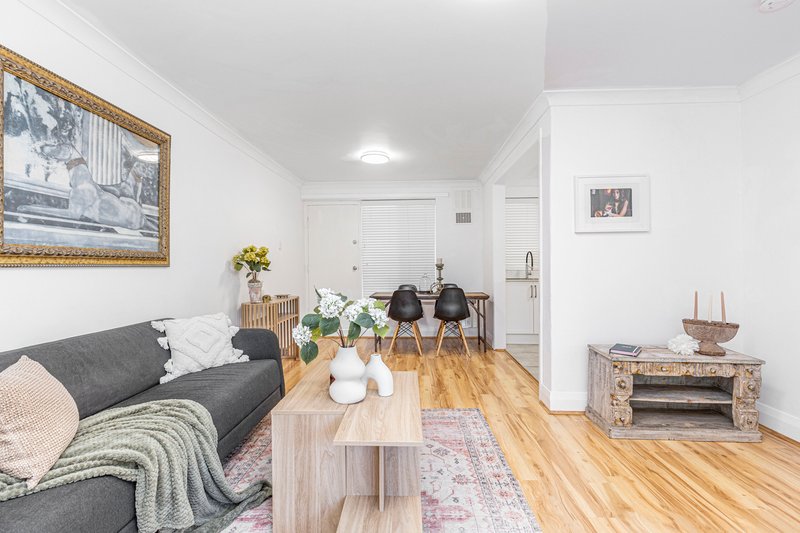 Photo - 11/43 Kinsella Street, Joondanna WA 6060 - Image 6
