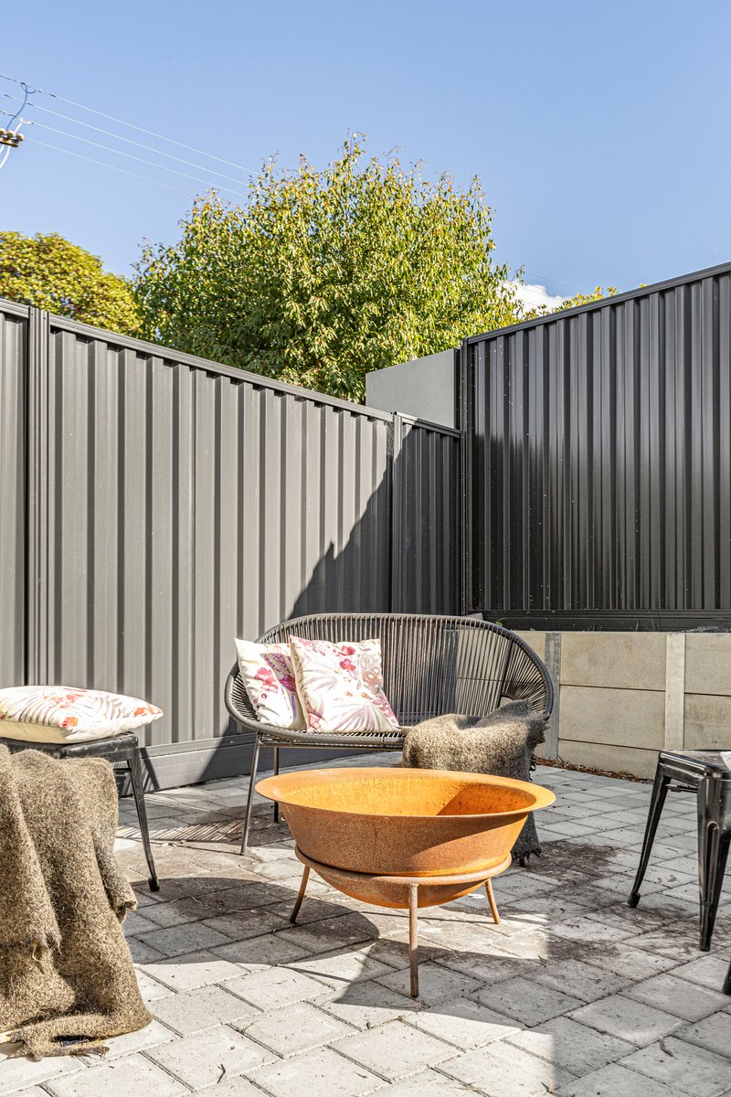 Photo - 11/43 Kinsella Street, Joondanna WA 6060 - Image 18