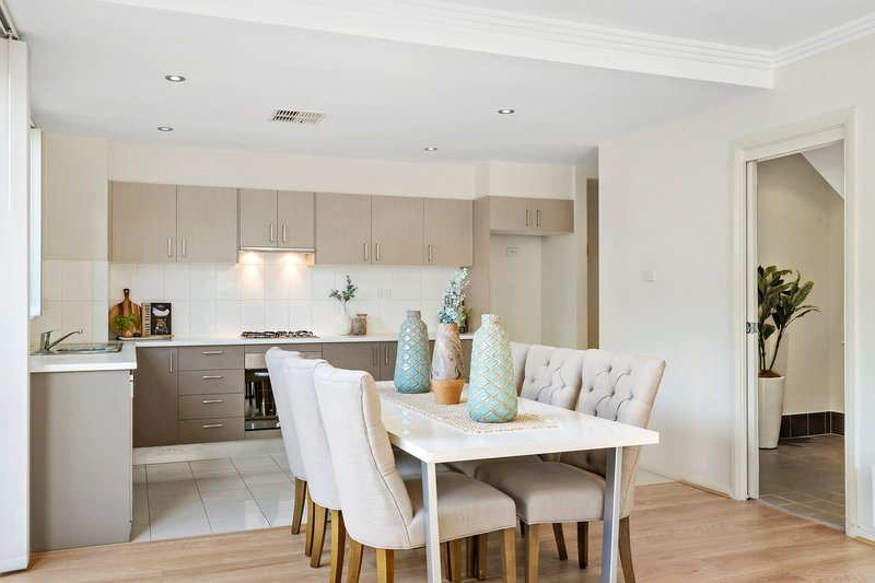 Photo - 11/44 Barossa Drive, Minchinbury NSW 2770 - Image 6