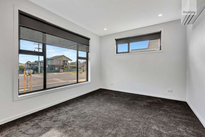 Photo - 1/144 Cumberland Road, Pascoe Vale VIC 3044 - Image 8