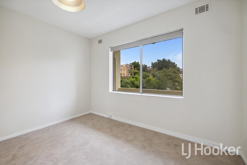 Photo - 11/44 Mcmaster Street, Victoria Park WA 6100 - Image 12