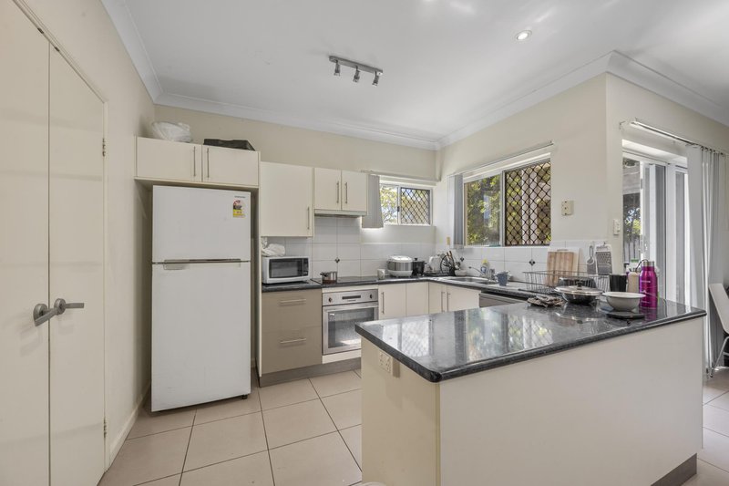 Photo - 1/144 Queens Road, Hermit Park QLD 4812 - Image 11