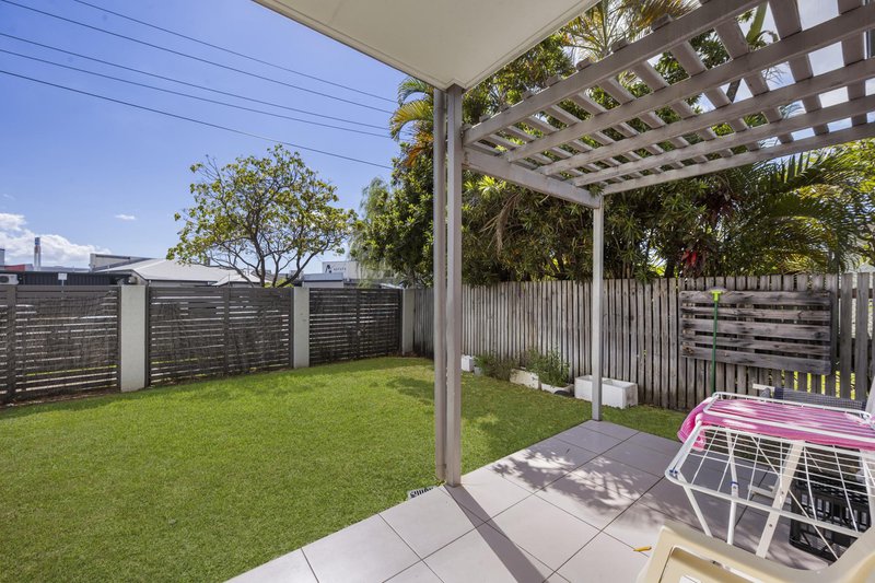 Photo - 1/144 Queens Road, Hermit Park QLD 4812 - Image 13