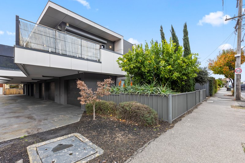 Photo - 1/145 Bell Street, Coburg VIC 3058 - Image 1