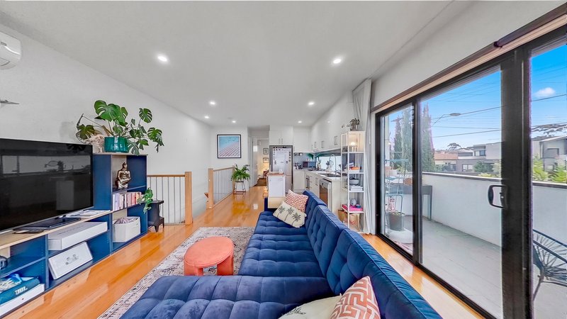 Photo - 1/145 Bell Street, Coburg VIC 3058 - Image 5