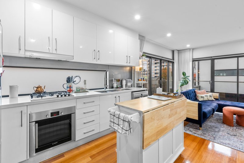 Photo - 1/145 Bell Street, Coburg VIC 3058 - Image 6