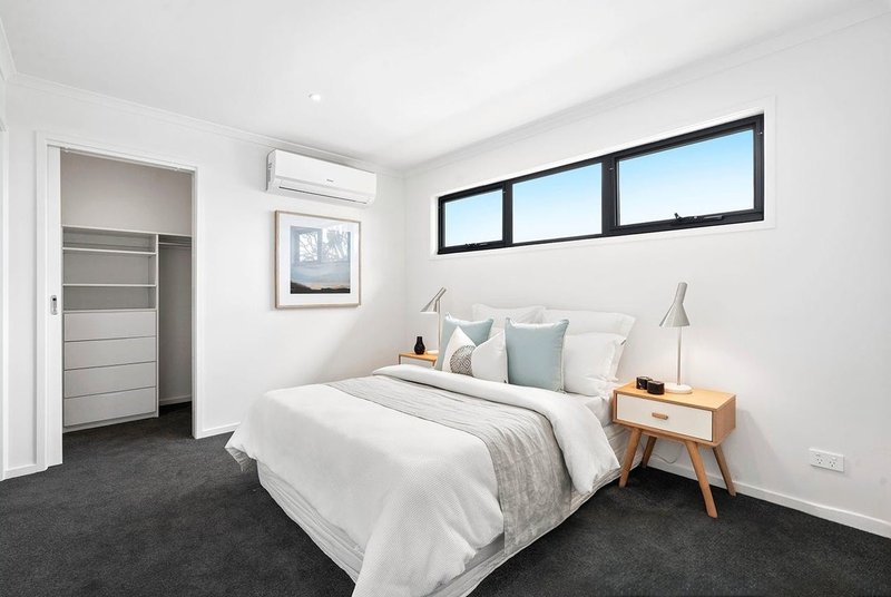 Photo - 1/145 Fortescue Avenue, Seaford VIC 3198 - Image 5