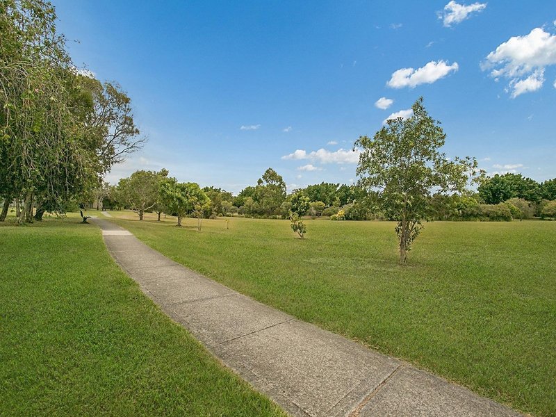 Photo - 11/45 Galloway Drive, Ashmore QLD 4214 - Image 11