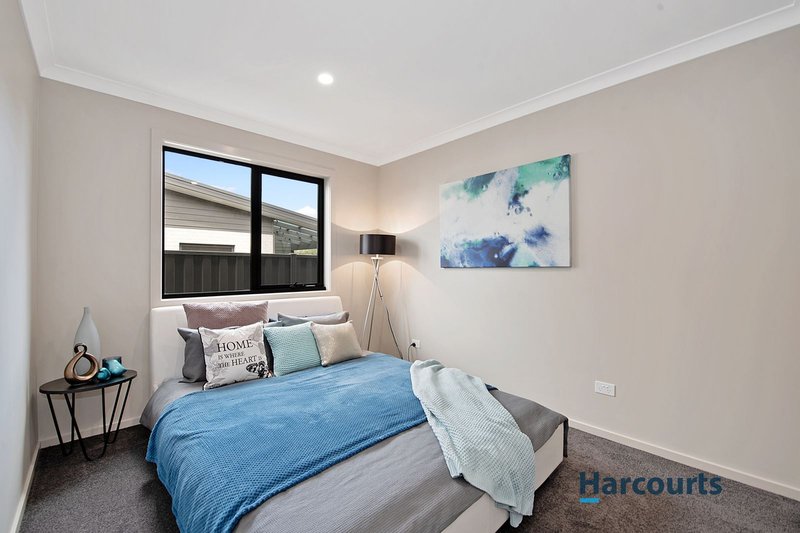 Photo - 1/145 Oldaker Street, Devonport TAS 7310 - Image 12