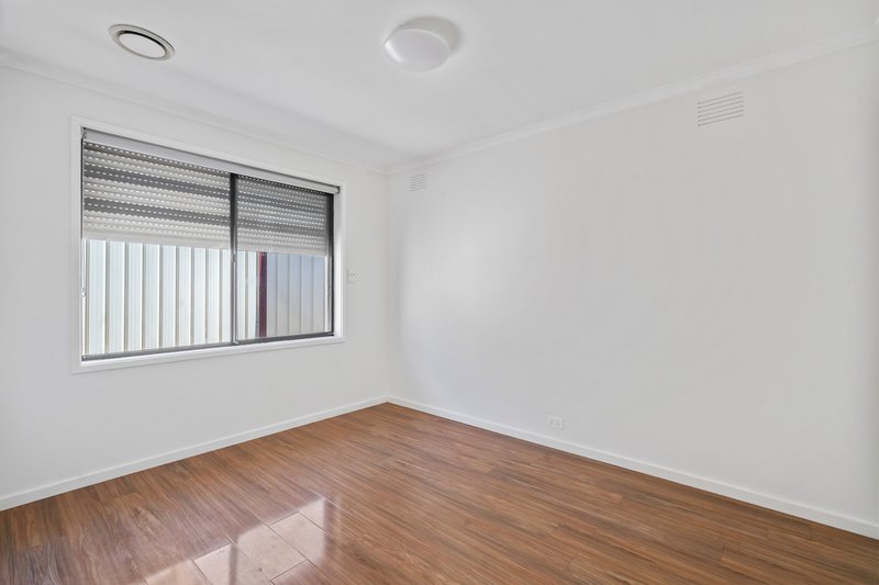 Photo - 1/1455 Pascoe Vale Road, Meadow Heights VIC 3048 - Image 6