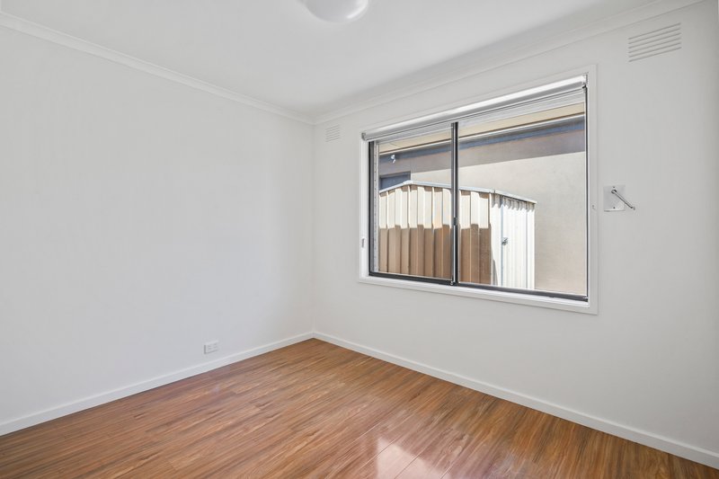 Photo - 1/1455 Pascoe Vale Road, Meadow Heights VIC 3048 - Image 7