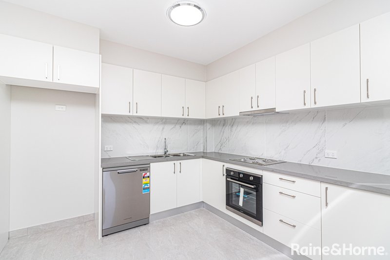 Photo - 11/457 Guildford Road, Guildford NSW 2161 - Image 2