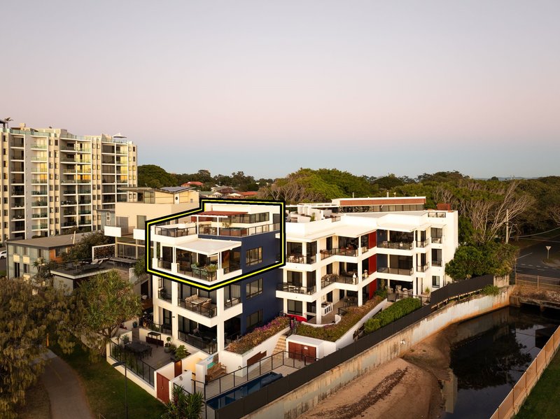 Photo - 11/46-48 Prince Edward Parade, Redcliffe QLD 4020 - Image 26