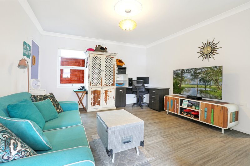 Photo - 11/46 Smith Street, Wollongong NSW 2500 - Image 4