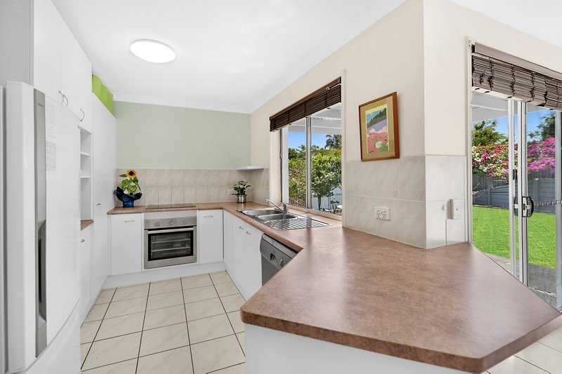 Photo - 1/147 Greenacre Drive, Parkwood QLD 4214 - Image 3