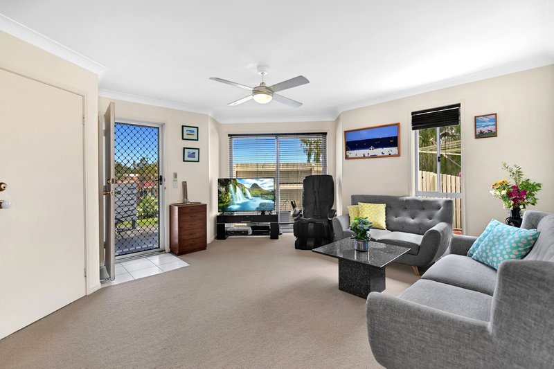 Photo - 1/147 Greenacre Drive, Parkwood QLD 4214 - Image 4