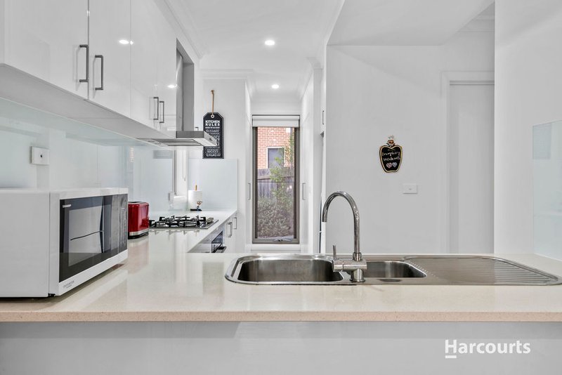 Photo - 1/147 Heatherdale Road, Vermont VIC 3133 - Image 7