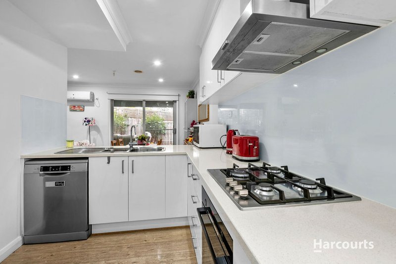 Photo - 1/147 Heatherdale Road, Vermont VIC 3133 - Image 8