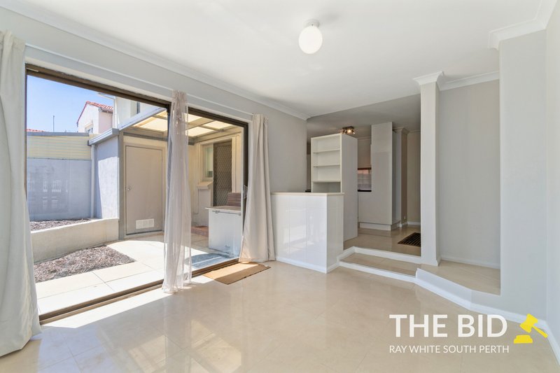 Photo - 1/147 Melville Parade, Como WA 6152 - Image 9