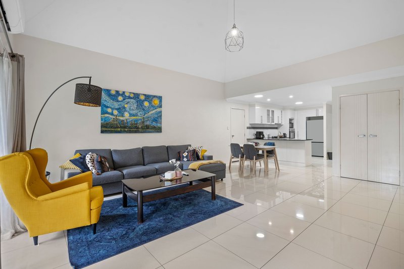 Photo - 1/148 Beenleigh Road, Sunnybank QLD 4109 - Image 7