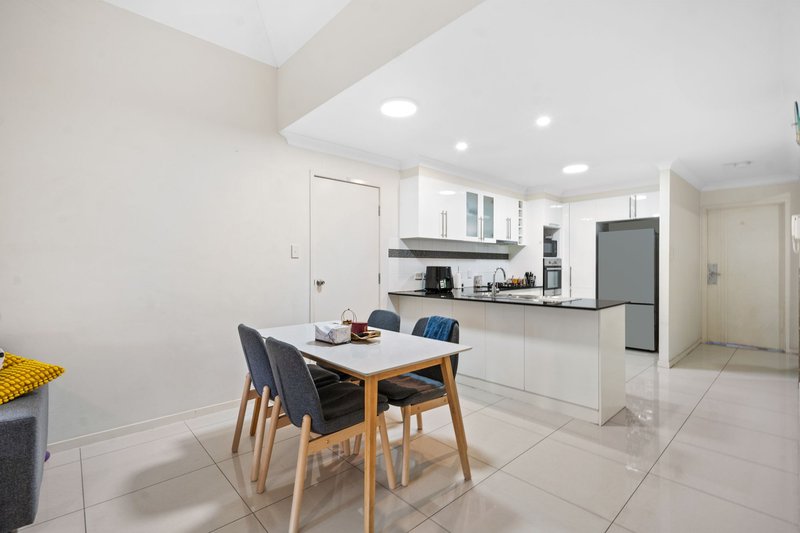 Photo - 1/148 Beenleigh Road, Sunnybank QLD 4109 - Image 8