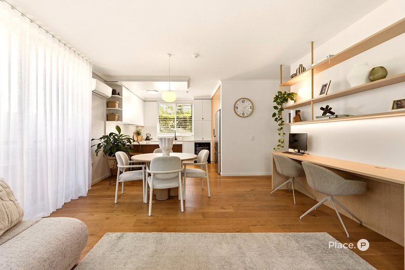 Photo - 1/148 Oxlade Drive, New Farm QLD 4005 - Image 6