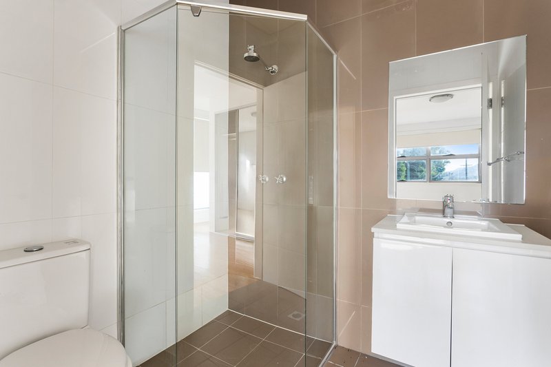 Photo - 11/481-483 Crown Street, West Wollongong NSW 2500 - Image 7
