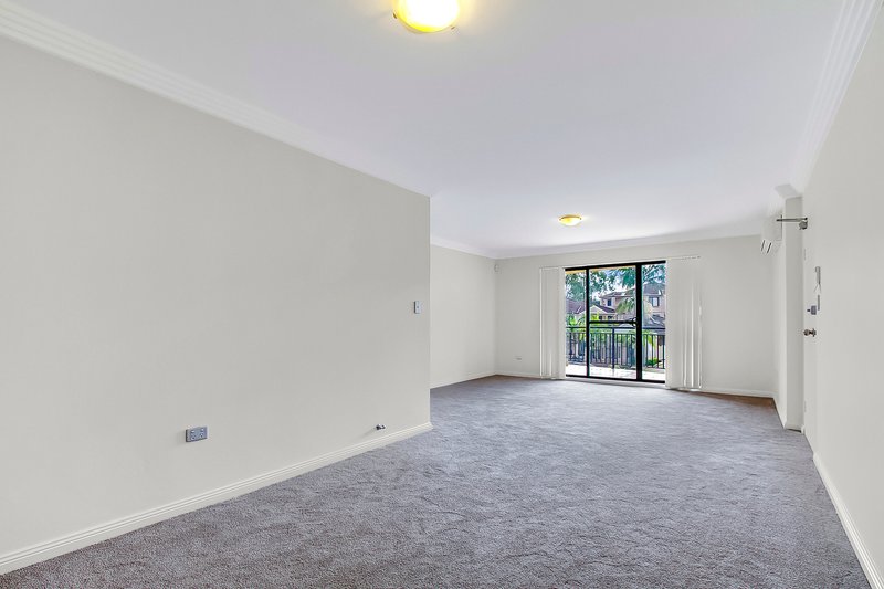 Photo - 11/49 Dobson Crescent, Baulkham Hills NSW 2153 - Image 2