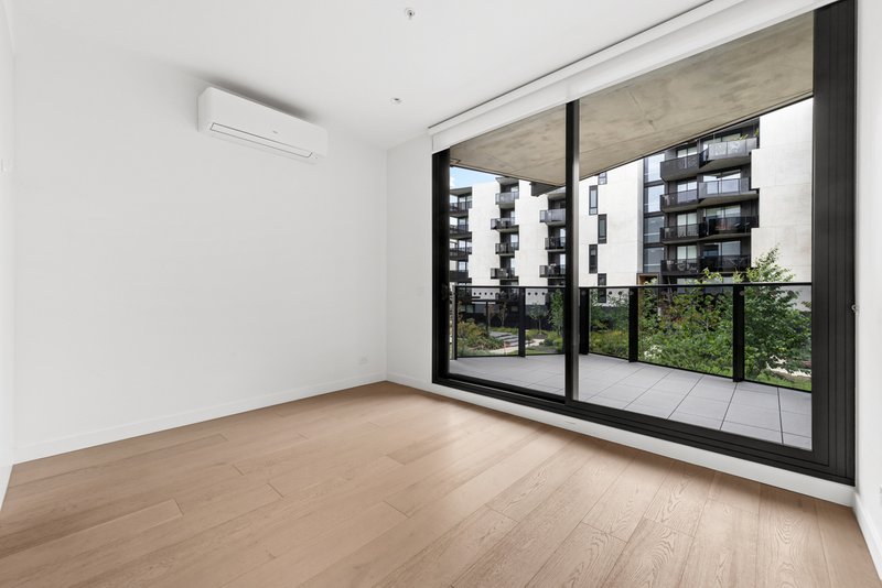 Photo - 114/9 Foundation Boulevard, Burwood East VIC 3151 - Image 3