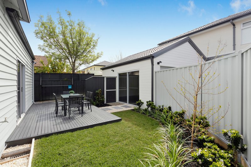 Photo - 1/149 Kangaroo Road, Hughesdale VIC 3166 - Image 8