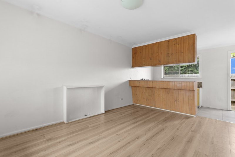 Photo - 11/4A Colonsay Road, Springvale VIC 3171 - Image 3