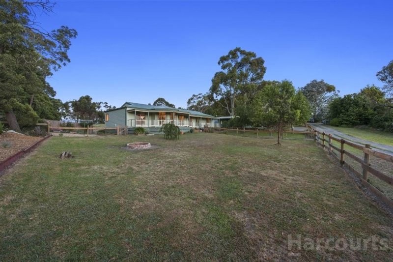 Photo - 114a Daylesford Road, Brown Hill VIC 3350 - Image 16