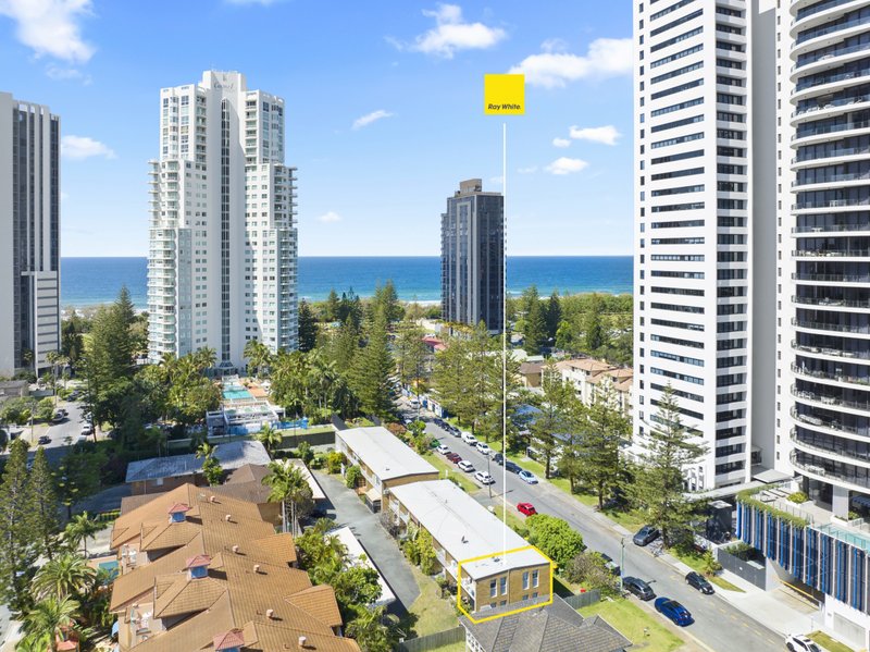 1/15-17 George Avenue, Broadbeach QLD 4218