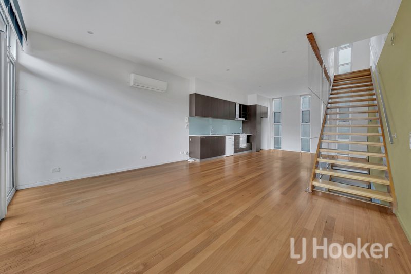 Photo - 1/15-19 Stawell Street, North Melbourne VIC 3051 - Image 1
