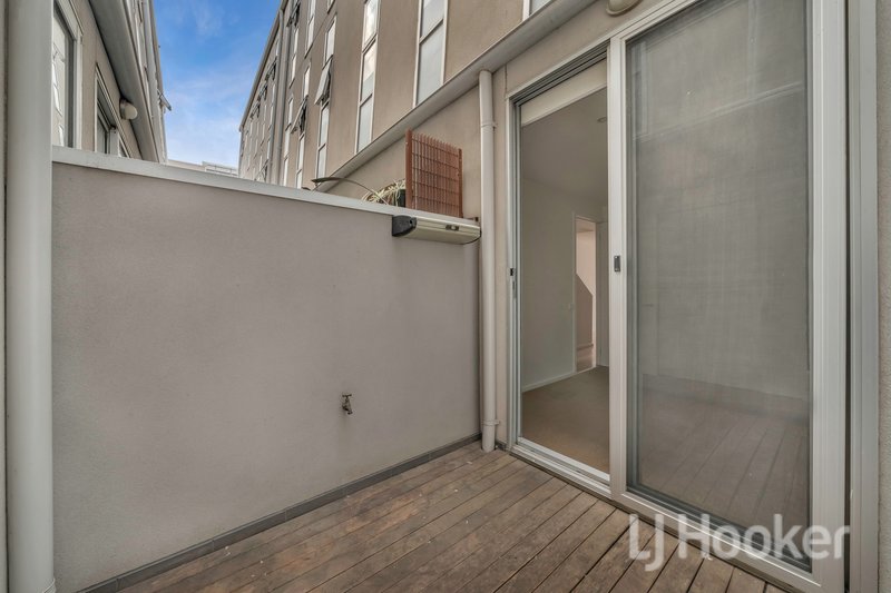 Photo - 1/15-19 Stawell Street, North Melbourne VIC 3051 - Image 8