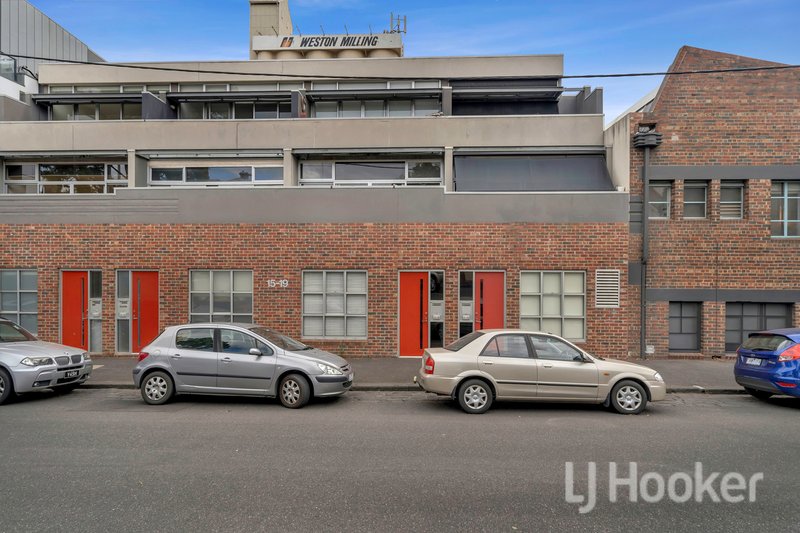 Photo - 1/15-19 Stawell Street, North Melbourne VIC 3051 - Image 10