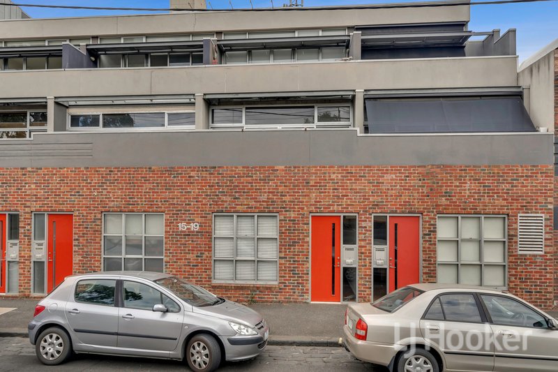Photo - 1/15-19 Stawell Street, North Melbourne VIC 3051 - Image 11