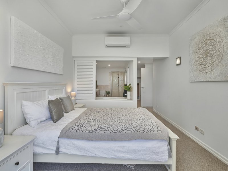 Photo - 11/5-7 Arlington Esplanade, Clifton Beach QLD 4879 - Image 13