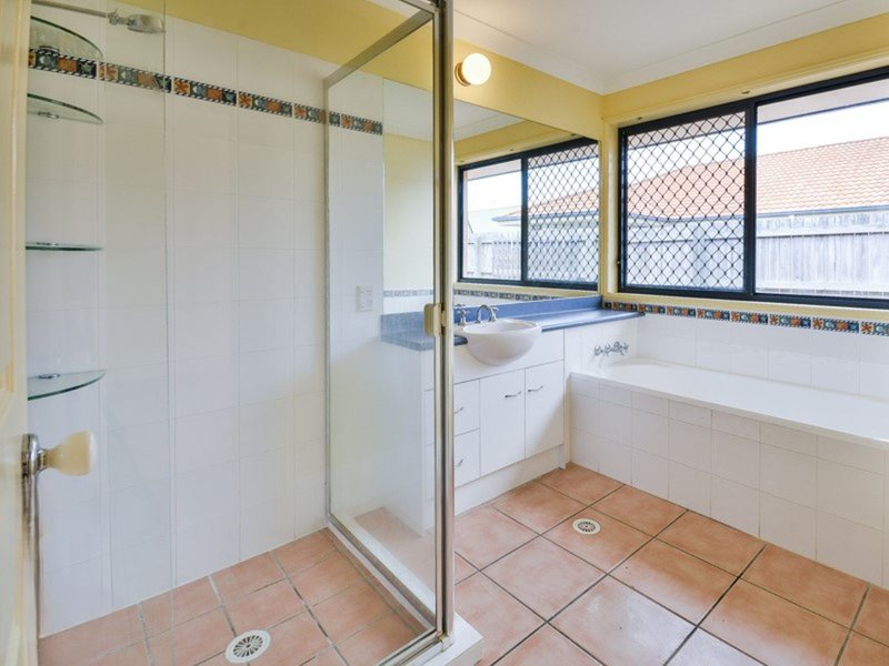 Photo - 115 Albany Street, Sippy Downs QLD 4556 - Image 12