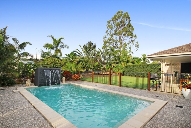 Photo - 115 Allan Avenue, Glass House Mountains QLD 4518 - Image 7