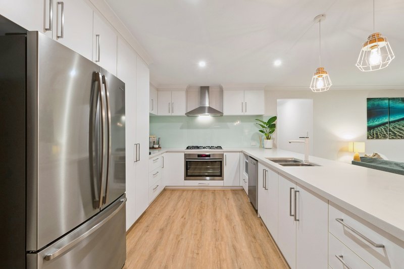 Photo - 115 Barbarossa Drive, Caversham WA 6055 - Image 11
