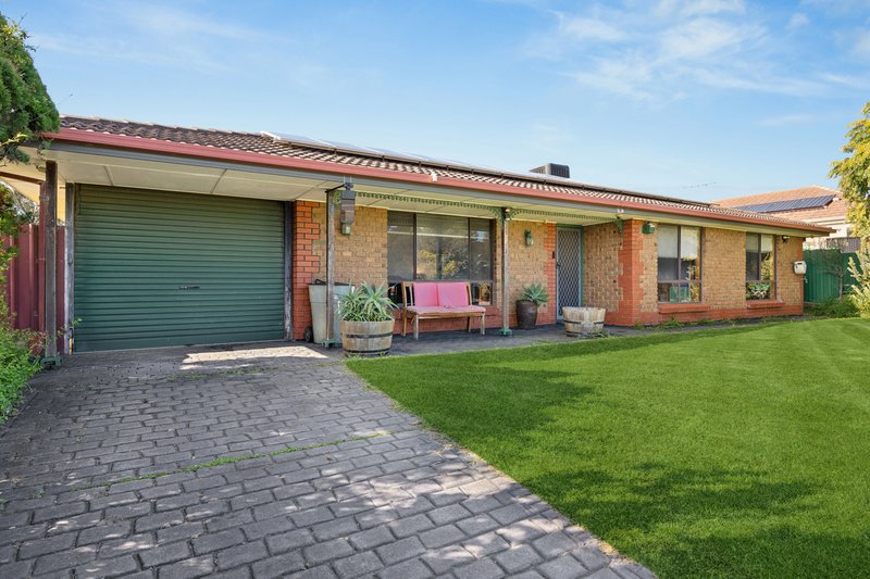 Photo - 115 Barcelona Road, Noarlunga Downs SA 5168 - Image 1