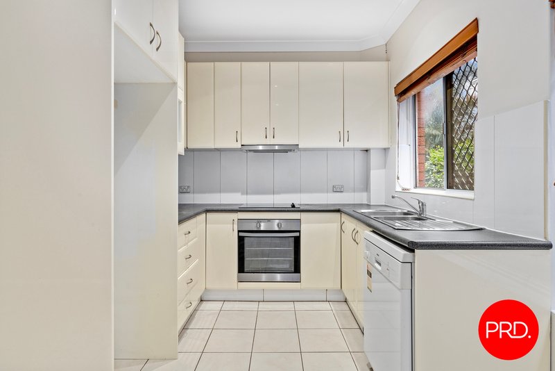 Photo - 11/5 Baxter Avenue, Kogarah NSW 2217 - Image 2