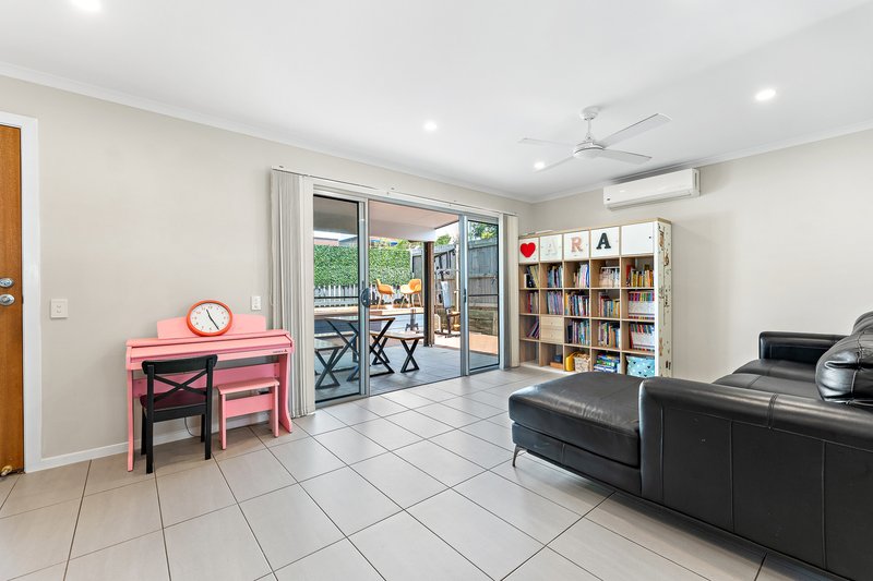 Photo - 1/15 Bland Street, Coopers Plains QLD 4108 - Image 7